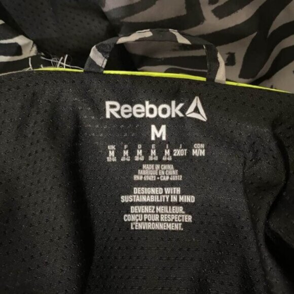 Reebok Speedwick Reflective Windbreaker Jacket Women’s Medium – Neon Zip - Picture 10 of 14